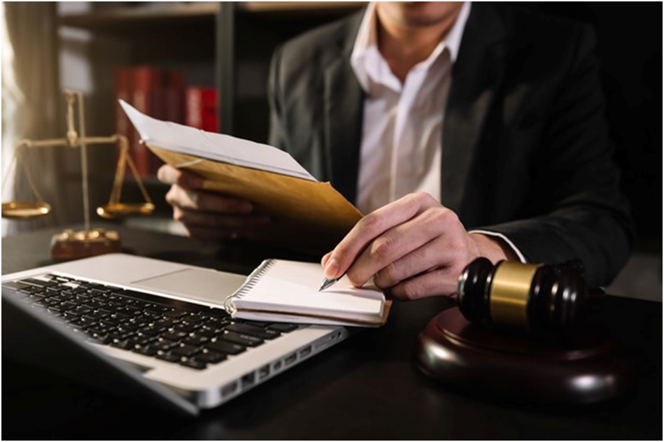 Quelles sont les raisons de solliciter les services d’un avocat spécialisé en droit des successions ?